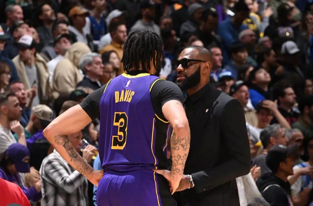 爱游戏娱乐-穆古鲁扎遭遇十五连败，湖人教练面临压力！的简单介绍